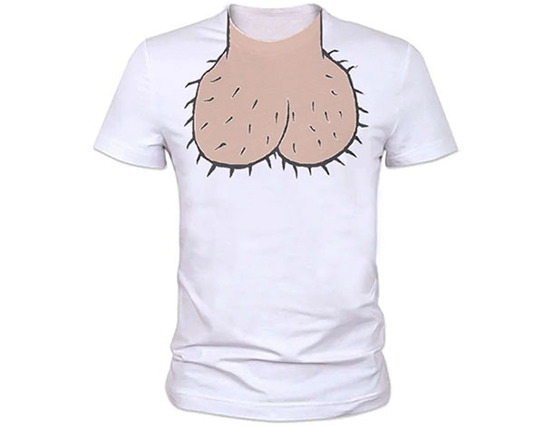 футболка с волосатыми яйцами на шее